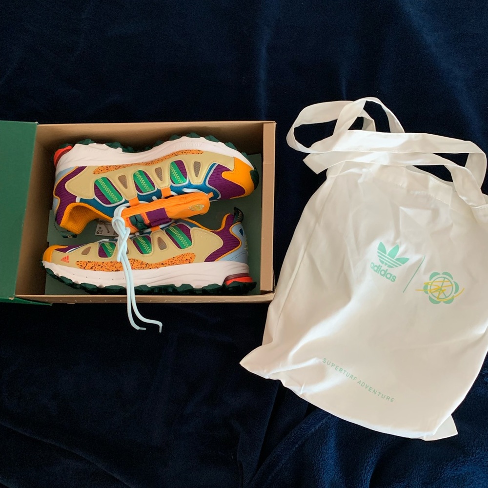 Adventurer super turf Sean wotherspoon